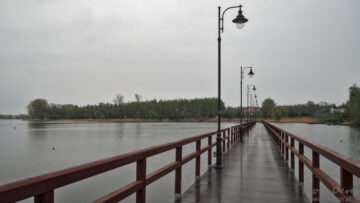 Chełmża Kładka na jeziorze Chełmżyńskim
